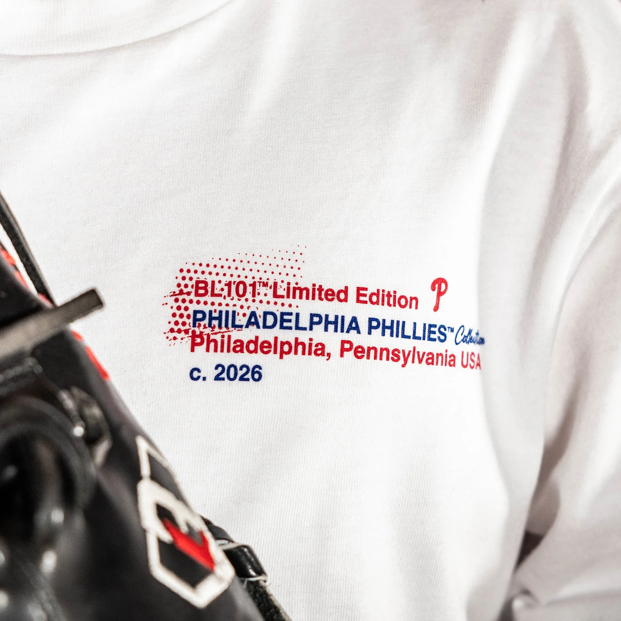 Philadelphia Phillies Drip Tee - Image 5