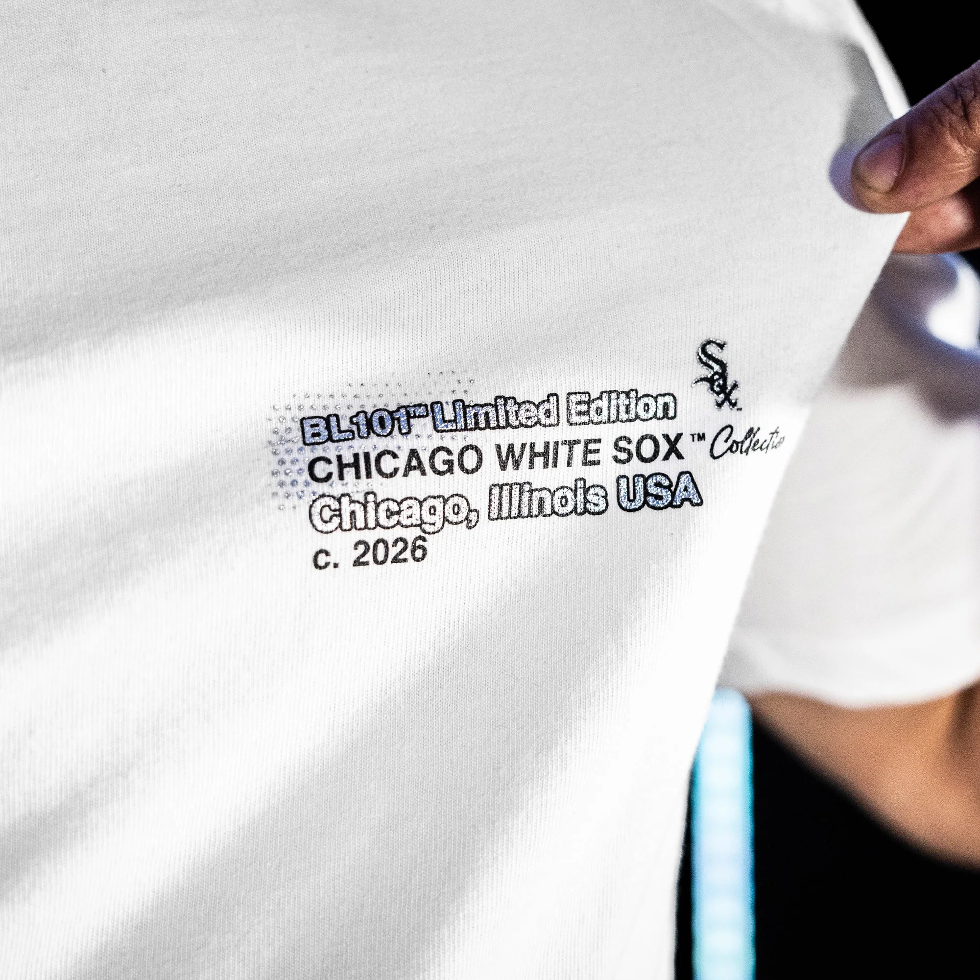 Chicago White Sox Drip Tee - Image 5