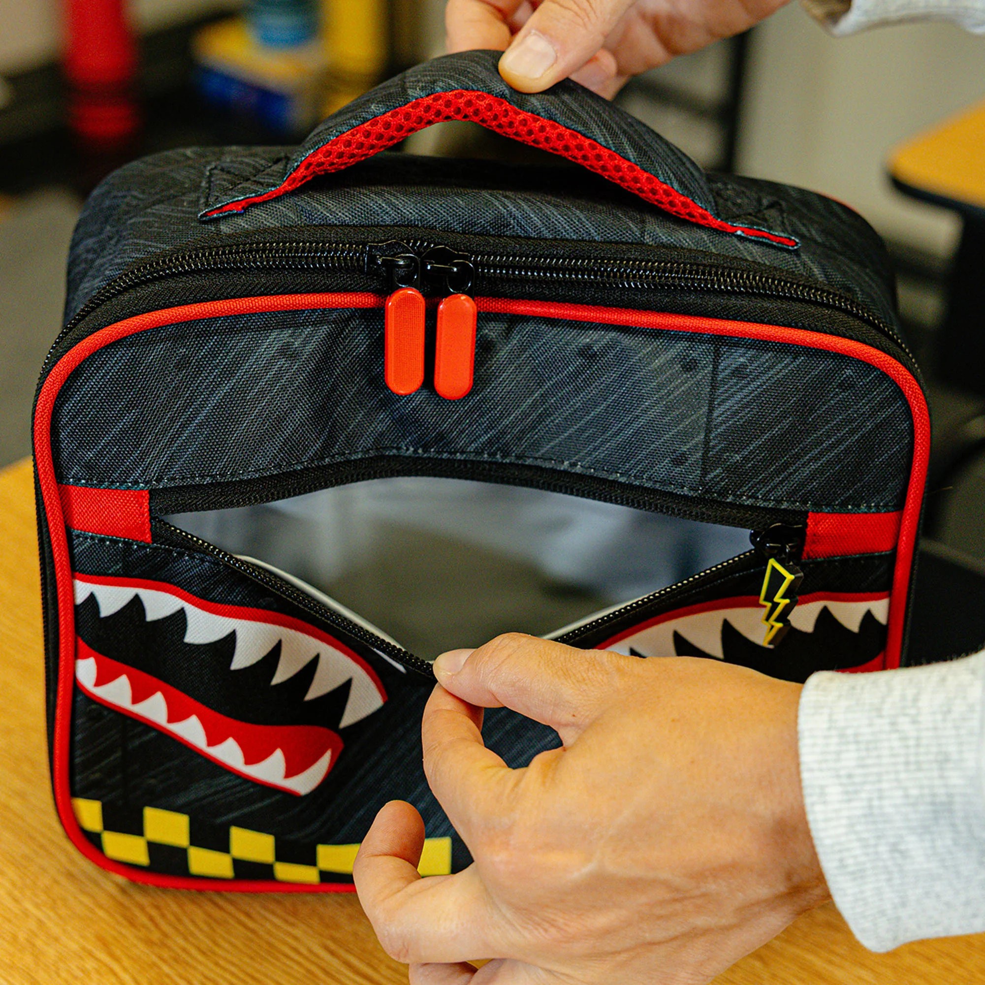 Unit 101 SZN 2 Lunch Box - Image 5