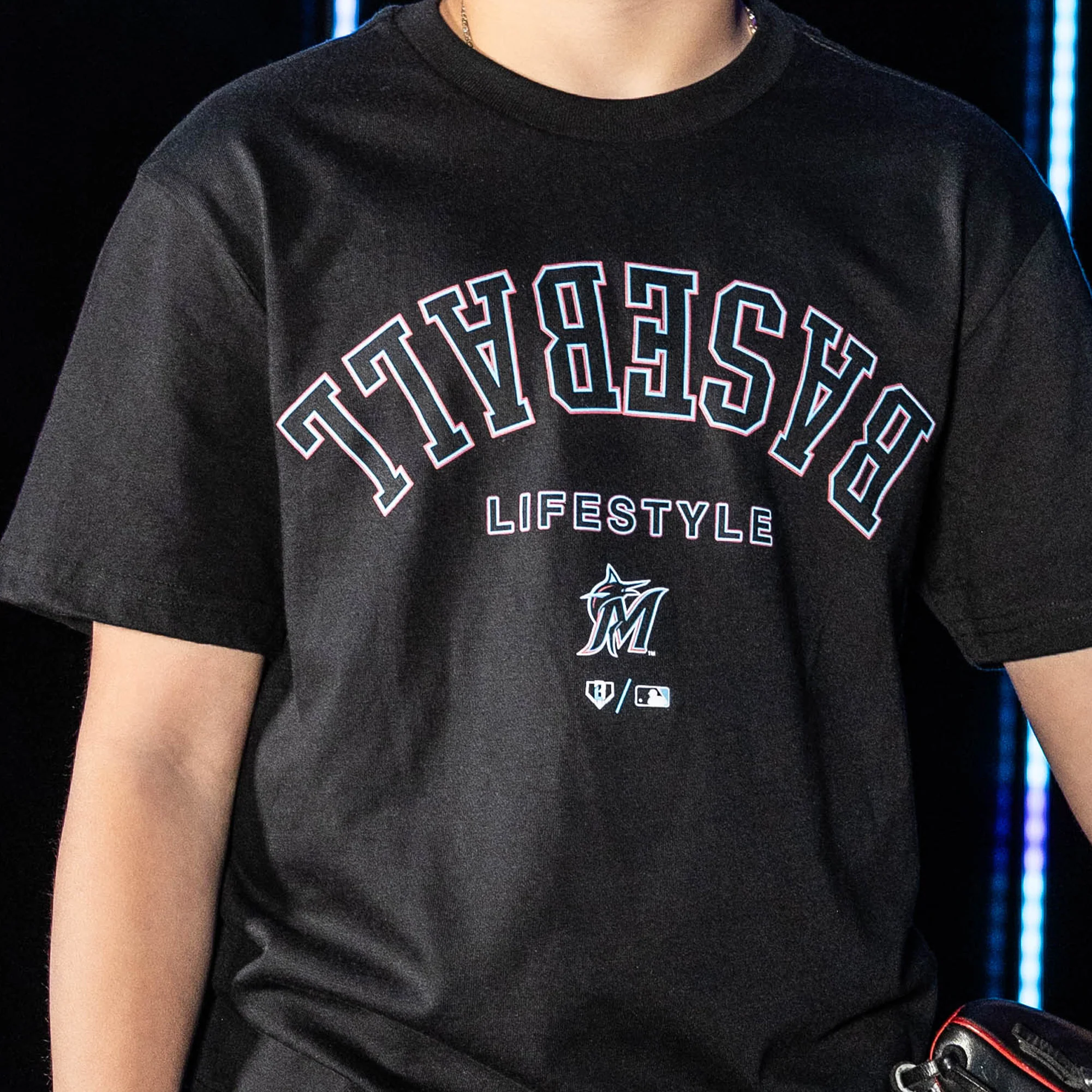 Miami Marlins Upside Down Youth Tee - Image 4